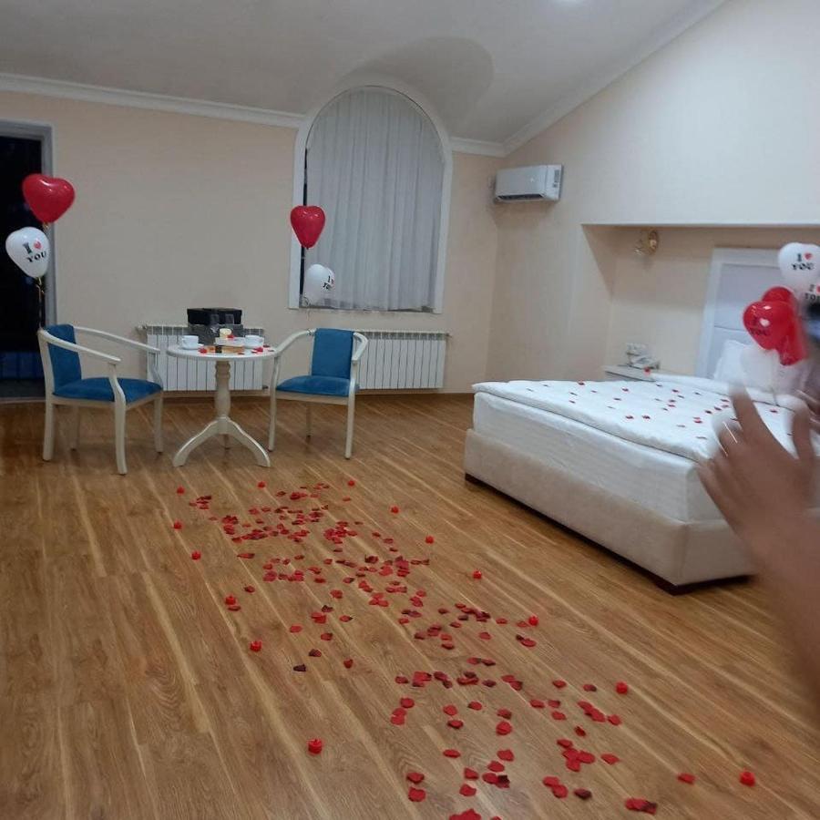 Queens 2 Hotel Tashkent Luaran gambar