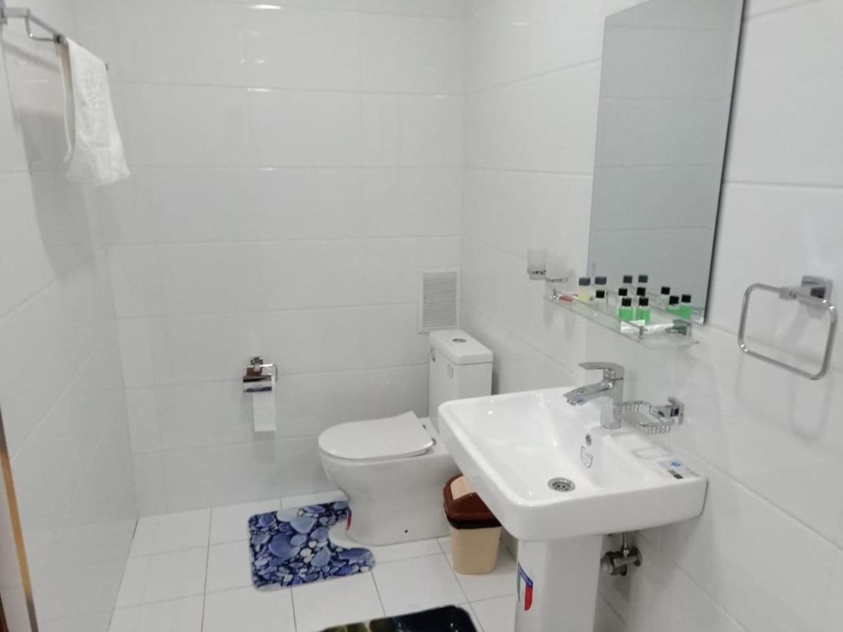 Queens 2 Hotel Tashkent Luaran gambar