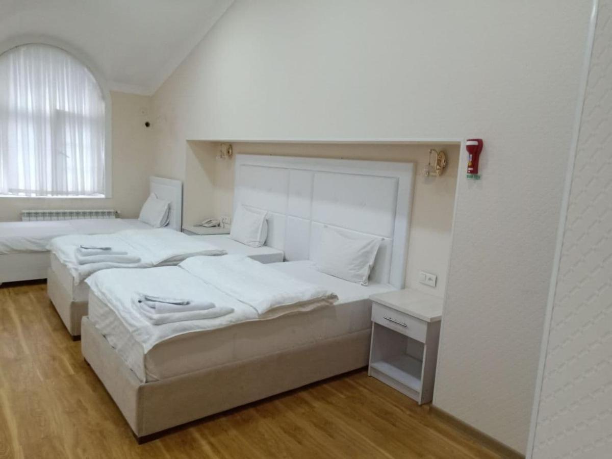 Queens 2 Hotel Tashkent Luaran gambar