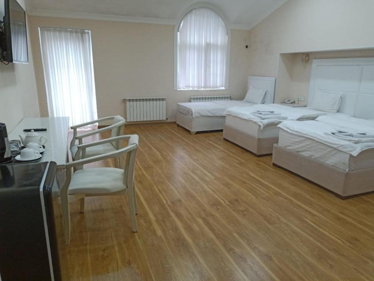Queens 2 Hotel Tashkent Luaran gambar