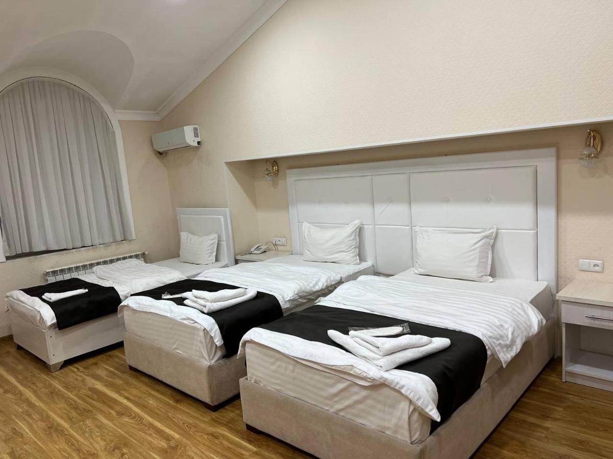 Queens 2 Hotel Tashkent Luaran gambar