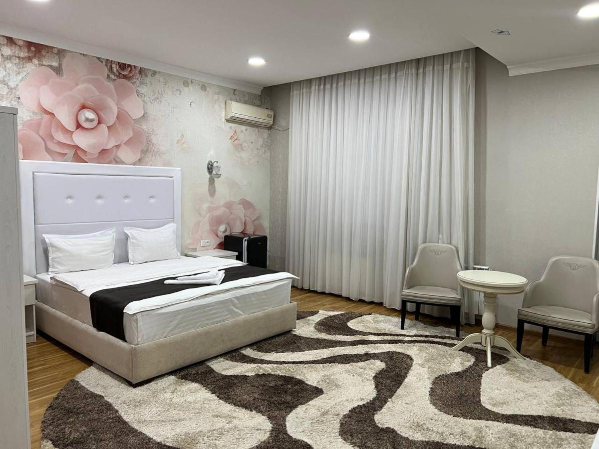 Queens 2 Hotel Tashkent Luaran gambar