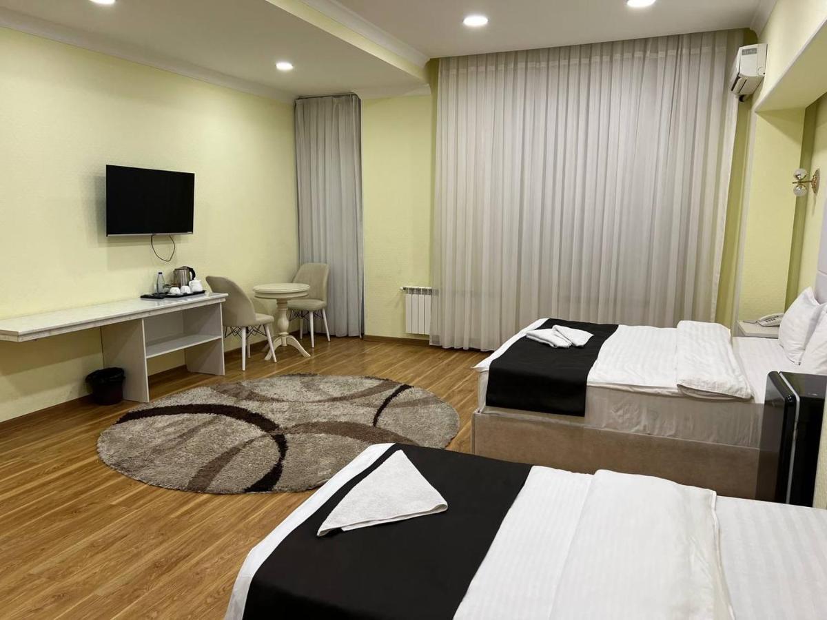 Queens 2 Hotel Tashkent Luaran gambar